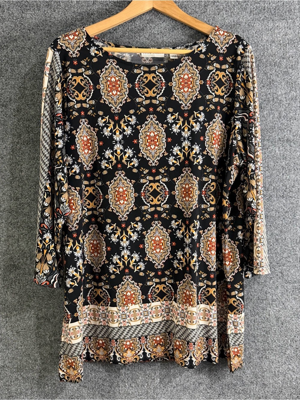 Susan Graver Womens XL Liquid Knit Tunic Top Paisley Medallion Border Print